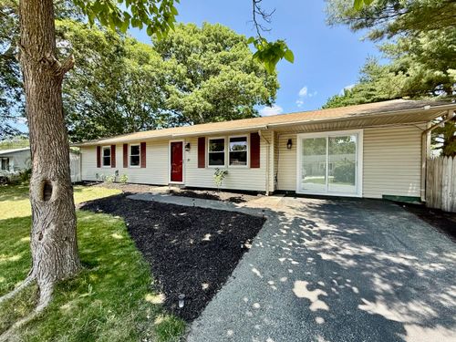 20 Terry Lane E, Wareham, MA, 02571 | Card Image
