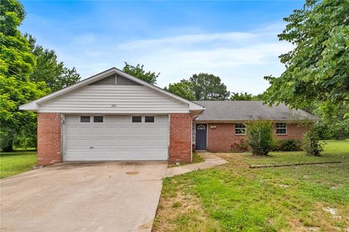 324 S Napier Ave, Fayetteville, AR, 72701-9097 | Card Image