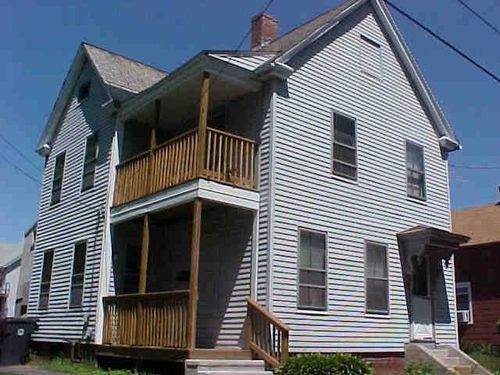 12 Sibley Ave, Westfield, MA, 01085-2318 | Card Image