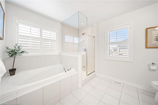 4 Samuel Cres, House other with 4 bedrooms, 4 bathrooms and 4 parking in Springwater ON | Image 31
