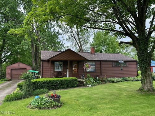 4159 Caleb Rd, Leavittsburg, OH, 44430-9656 | Card Image