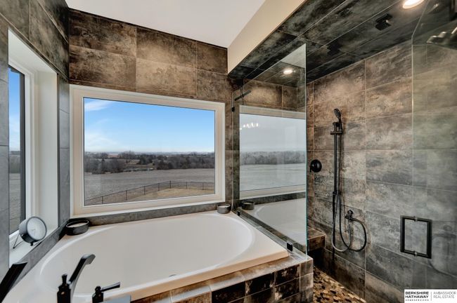 1015 E Rd, House other with 4 bedrooms, 4 bathrooms and 2 parking in Palmyra NE | Image 50