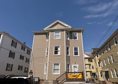 227 Eagle St, Fall River, MA, 02721-7236 | Card Image