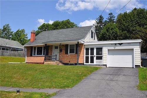 15-1111 Caleb Ave, Syracuse, NY, 13206-3007 | Card Image