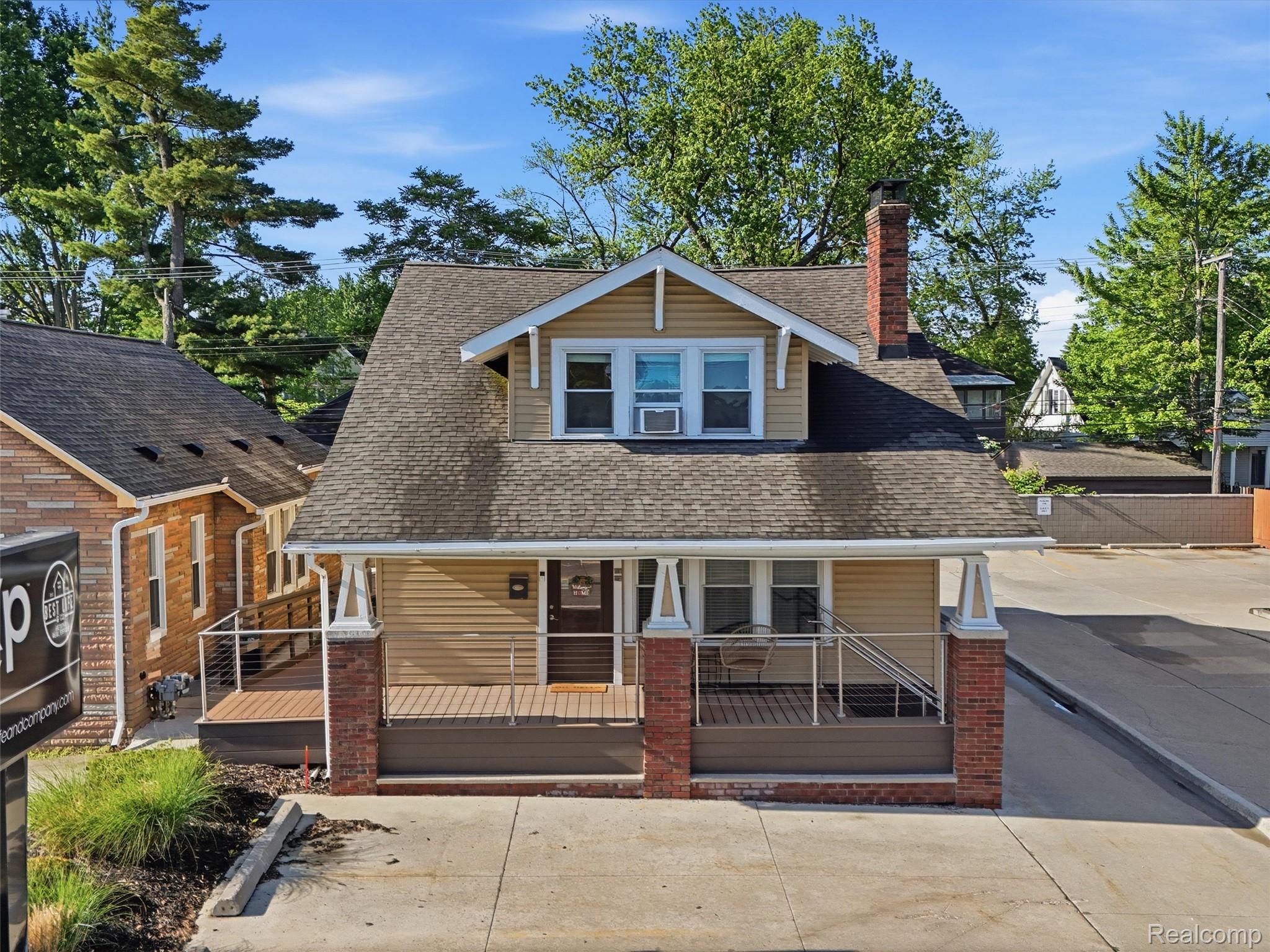 Commercial Lease in Royal Oak 2