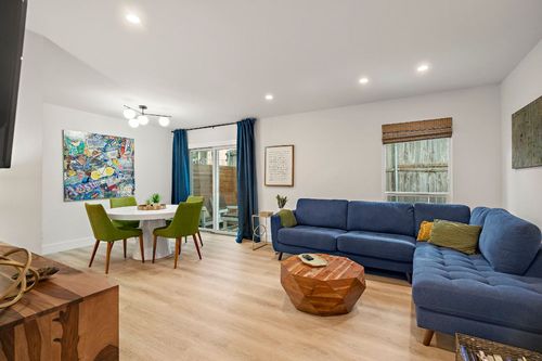 apt-3-1206 Hollow Creek Dr, Austin, TX, 78704-2058 | Card Image