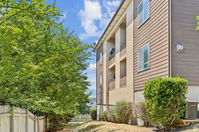 739 W Jefferson Ln, Condo with 3 bedrooms, 2 bathrooms and 2 parking in Sandy UT | Image 25