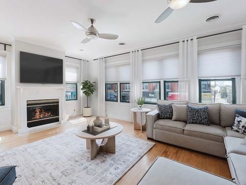 apt-1-6 Cushing St, Waltham, MA, 02453-0471 | Card Image