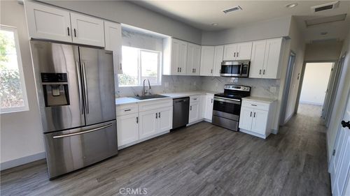 11892 Ricky Ave, Garden Grove, CA, 92840-1749 | Card Image