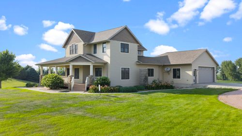 47244 245th St, Dell Rapids, SD, 57022-5328 | Card Image