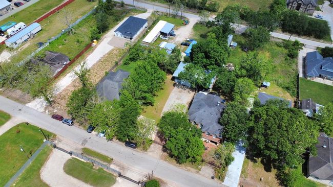 706 Cleo St, Home with 0 bedrooms, 0 bathrooms and null parking in Fresno TX | Image 10