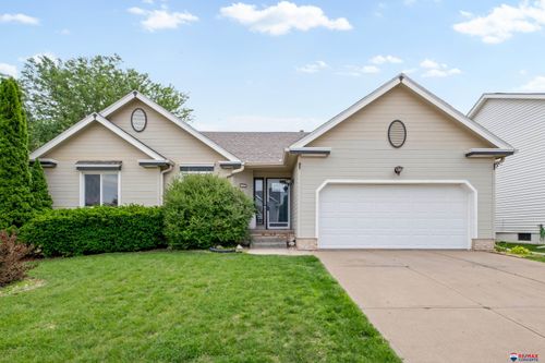 17063 Orchard Ave, Omaha, NE, 68135-1453 | Card Image