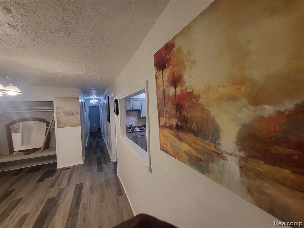 Allen St, Inkster, MI 48141