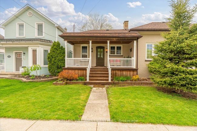 22 Prince St, House other with 2 bedrooms, 1 bathrooms and 6 parking in Forest ON | Image 4