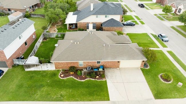 Oversied two car garage with 3 spaces for extra parking | Image 5