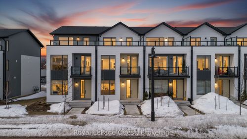 93 Lightfoot Drive, Orillia, ON, L3V7L8 | Card Image
