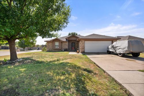 7 Mills Court, Mansfield, TX, 76063 | Card Image