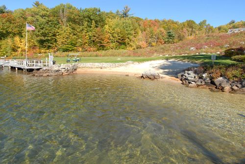 11-2 Mountain West Dr, Wolfeboro, NH, 03894-4237 | Card Image