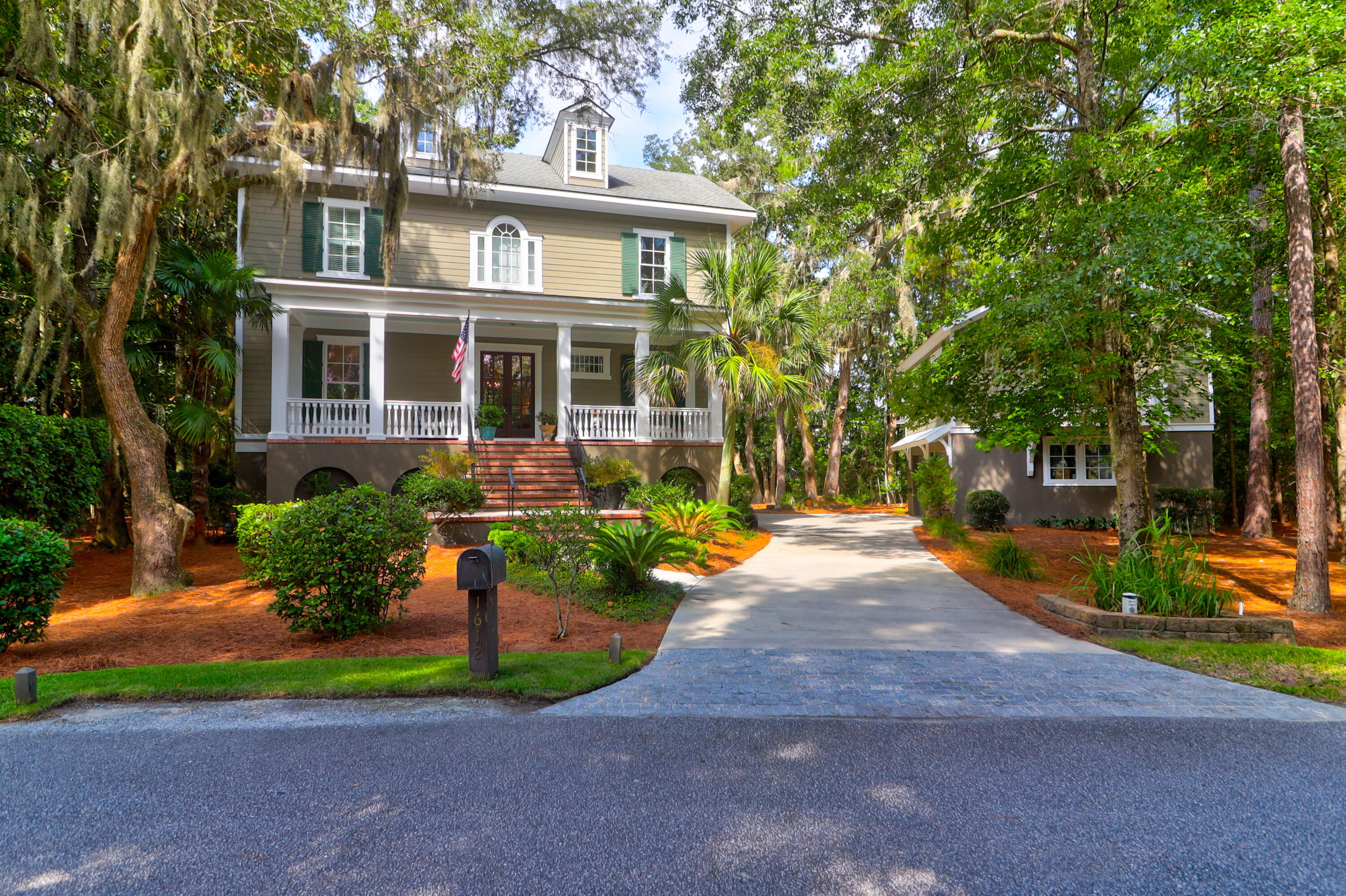 John Fenwick Ln, Johns Island, SC 29455