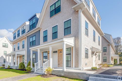 unit-3b-60 Pleasant St, Hyannis, MA, 02601-4062 | Card Image