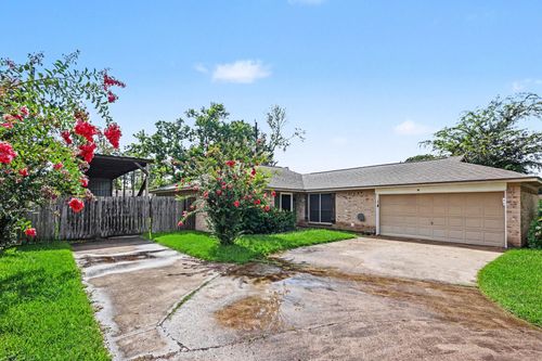 7307 Willow Oak Dr, Baytown, TX, 77521-4907 | Card Image