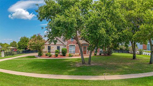 2723 Prairie Acres Cv, Cedar Hill, TX, 75104-8241 | Card Image