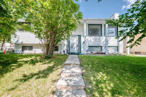 4408 Dalhart Rd Nw, Calgary, AB, T3A1B7 | Card Image