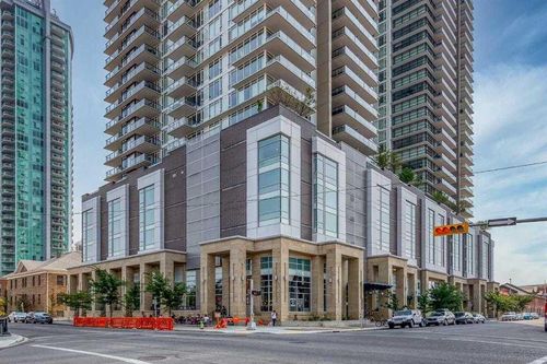 1108 - 1122 3 St Se, Condo with 1 bedrooms, 1 bathrooms and 1 parking in Calgary AB | Card Image