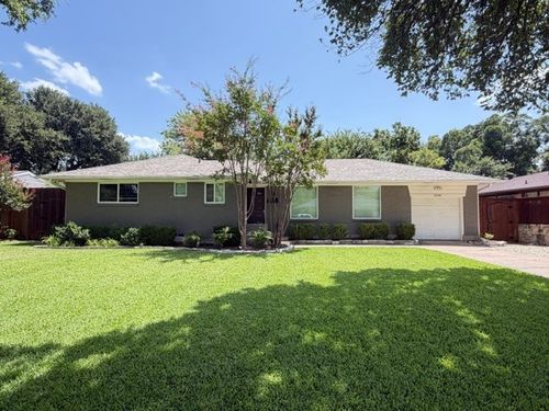 3158 Newcastle Dr, Dallas, TX, 75220-1638 | Card Image