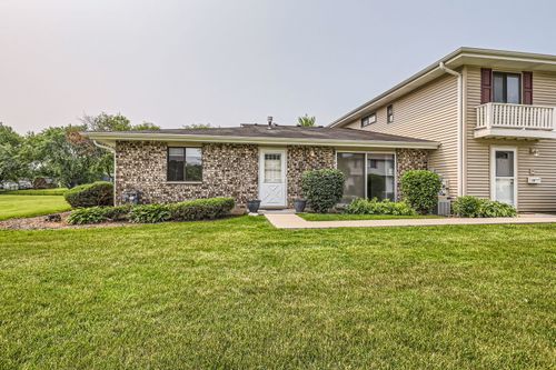 117-117 Cotuit Ct, Schaumburg, IL, 60193-1225 | Card Image
