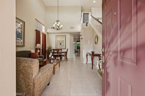 14666 Ontario Cir, Fontana, CA, 92336-0402 | Card Image