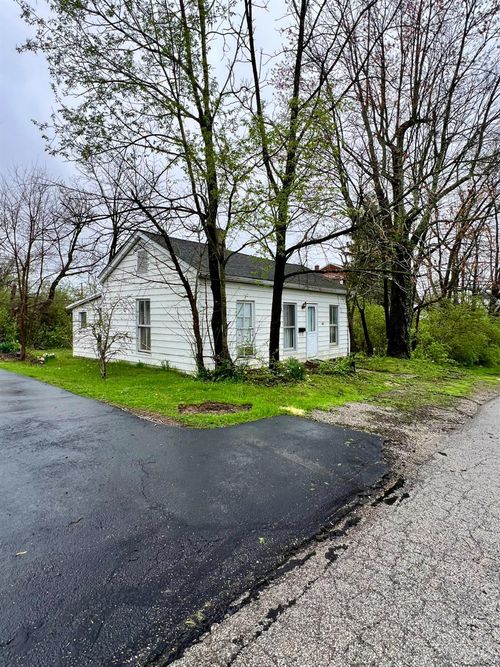 202 E 2nd St, Georgetown, OH, 45121-1504 | Card Image