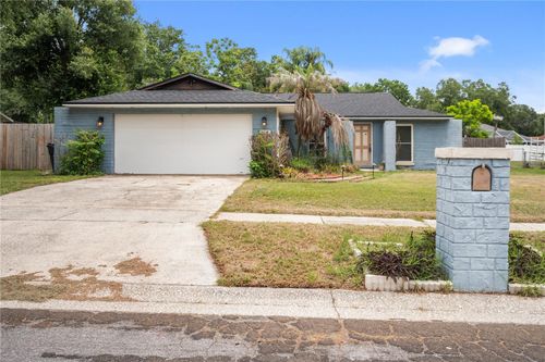 2015 Ronald Cir, SEFFNER, FL, 33584-5432 | Card Image