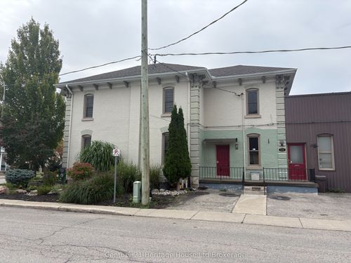 21 Wellington St N, Woodstock, ON, N4S6P1 | Card Image