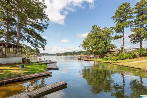 68 Ray Sparks Dr, Cropwell, AL, 35054-3035 | Card Image
