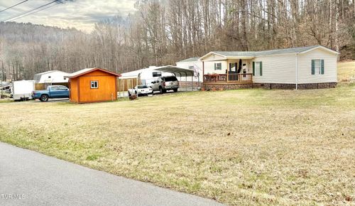 133 Mill Creek Rd, Elizabethton, TN, 37643-6830 | Card Image
