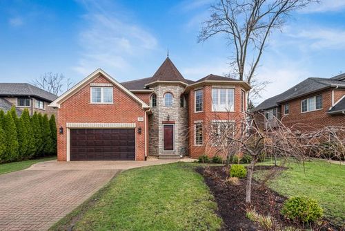 3202 Dell Pl, Glenview, IL, 60025-2629 | Card Image