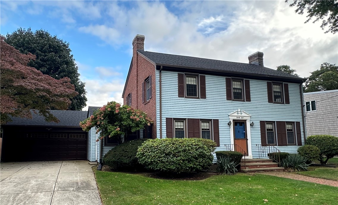 Alexander Mcgregor Rd, Pawtucket, RI 02861
