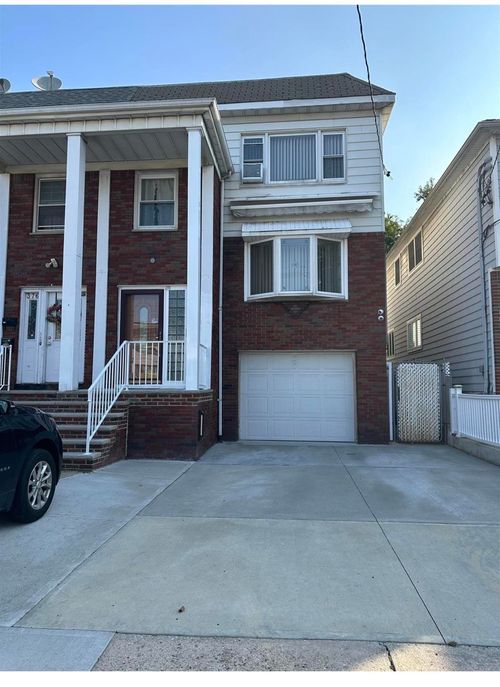 1-374 Cator Ave, Jersey City, NJ, 07305-2055 | Card Image