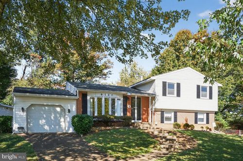 6120 Squire Ln, ALEXANDRIA, VA, 22310-2013 | Card Image