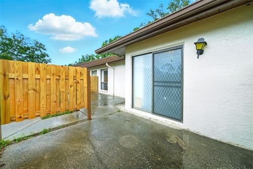 apt-e-1725 Pine Ridge Way E, PALM HARBOR, FL, 34684-2113 | Card Image