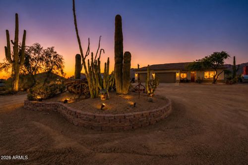 224 E Whiteley Street, Apache Junction, AZ, 85119 | Card Image