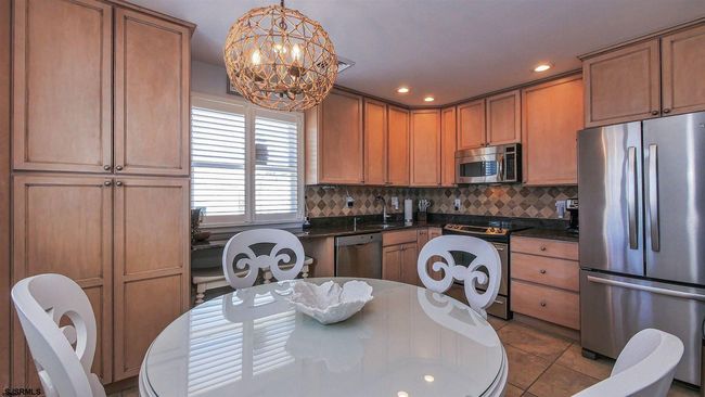APT-10 - 9506 Ventnor Ave, Condo with 2 bedrooms, 2 bathrooms and null parking in MARGATE CITY NJ | Image 9