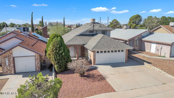 Queens Garden Cir, El Paso, TX 79936