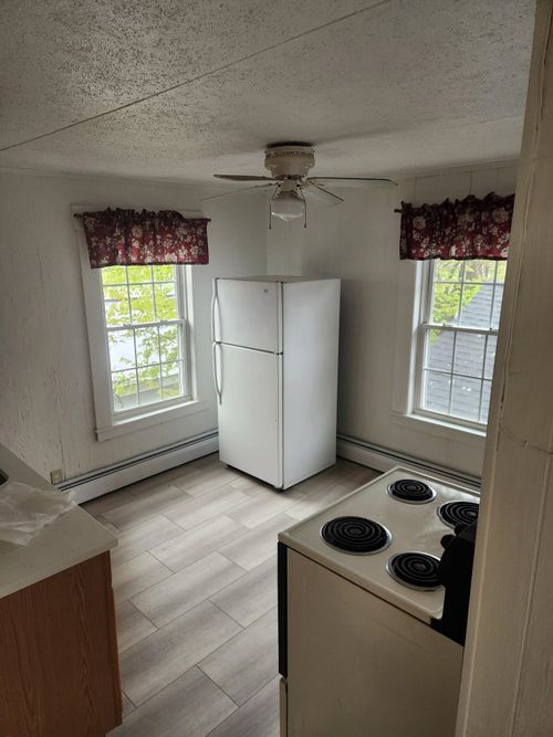 21 Plymouth St, Meredith, NH, 03253-6223 | Card Image