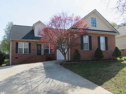 224 Riverrun Drive, Spartanburg, SC, 29303 | Card Image