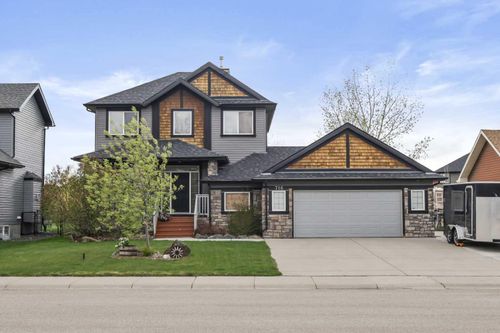 716 Boulder Creek Drive Se, Langdon, AB, T0J1X3 | Card Image