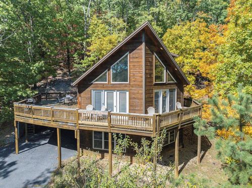 223 Turkey Dr, MCGAHEYSVILLE, VA, 22840 | Card Image