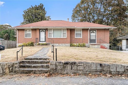 864 Northview Dr, Forest Park, GA, 30297-3700 | Card Image