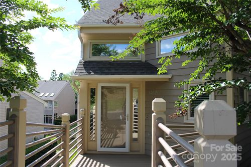 14621 Waterside Dr, Charlotte, NC, 28278-7355 | Card Image